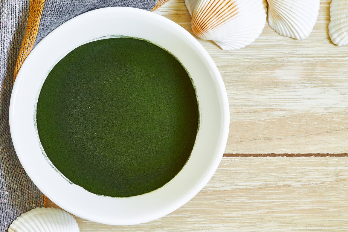 Chlorella algae powder